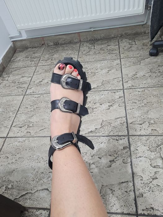 Sandale piele 40!