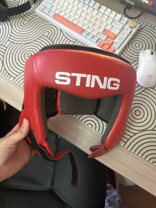 Боксерский шлем STING оригинал