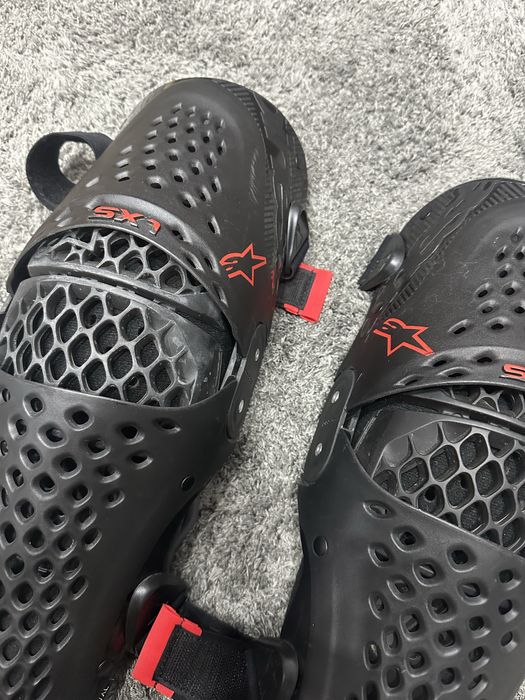 Genunchiere Alpinestars SX-1 V2