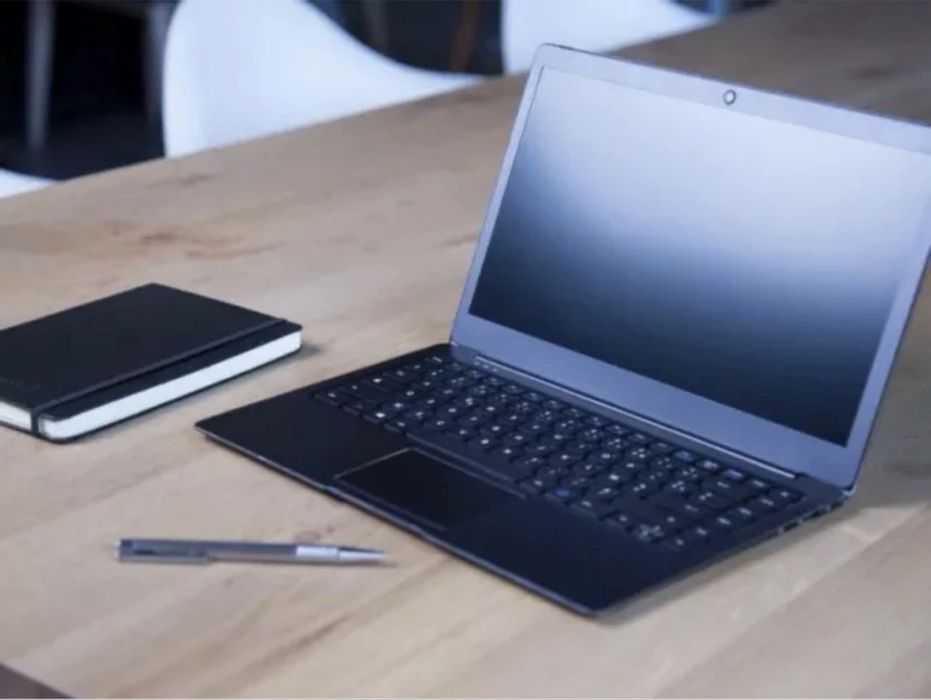 Laptop Nou 13''' 320GB 2.8GHz Full HD - Light and Fast - Unowhy Y13