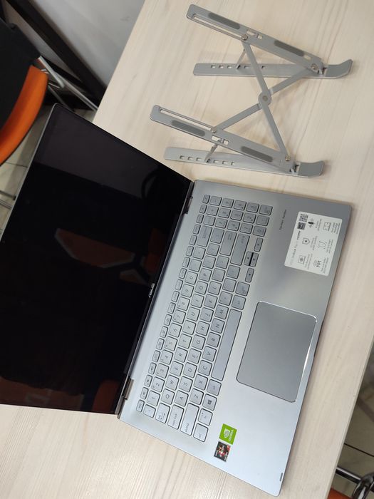 Asus ZenBook Flip 15