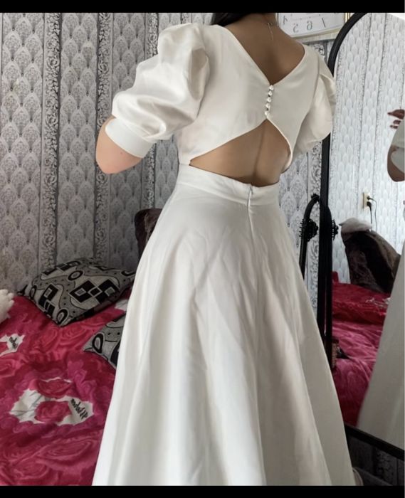 продам белое платья и туфли