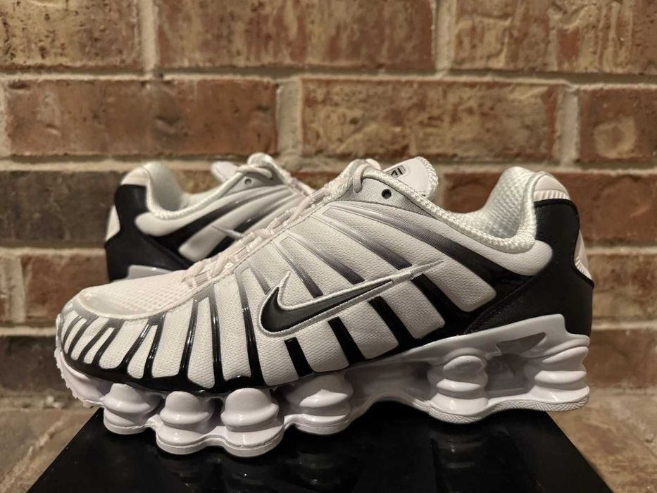 НОВИ! / NIKE / Shox TL / White Metallic