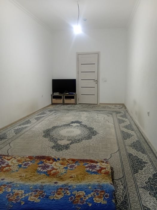 Ijaraga uy Bezmakler‼️‼️ uy 2 xona 1 xonasi beriladi qizlarga