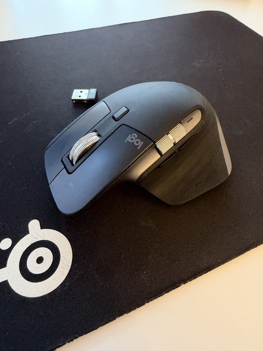Mouse Logitech MX Master 3S + Receiver USB + Mousepad SteelSeries