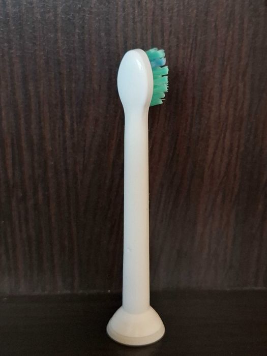 Накрайници/Детски Резервни глави за ел. четка за зъби Philips Sonicare, и накрайник за ПОЧИСТВАНЕ на ЕЗИКА Philips Sonicare TongueCare+ Т1