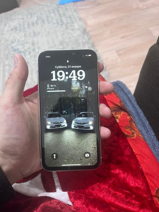 Продам iPhone 11 64gb