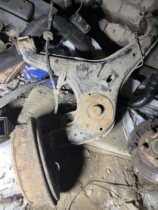 Запчасти на wv T4