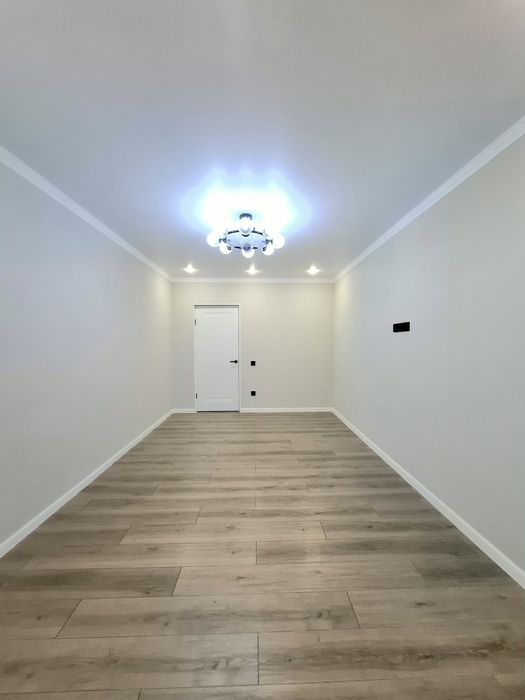 1 ком Циолковского 53 м²