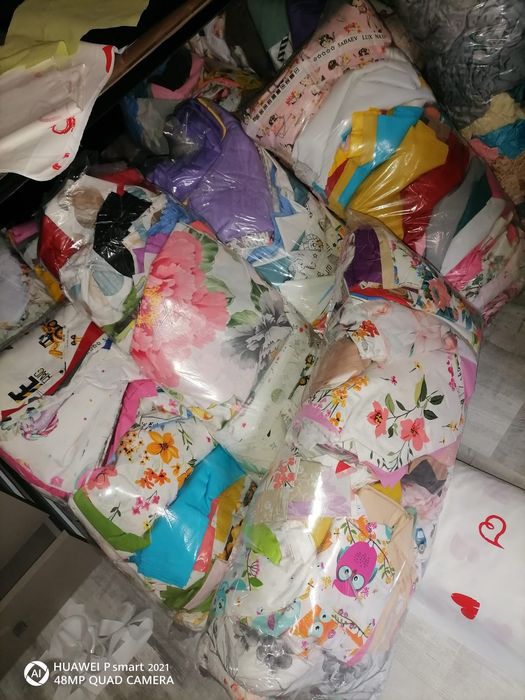 Saci cu bucati de material