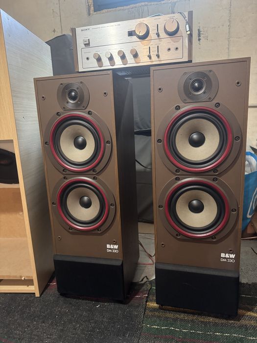 B&W Bowers & Wilkins