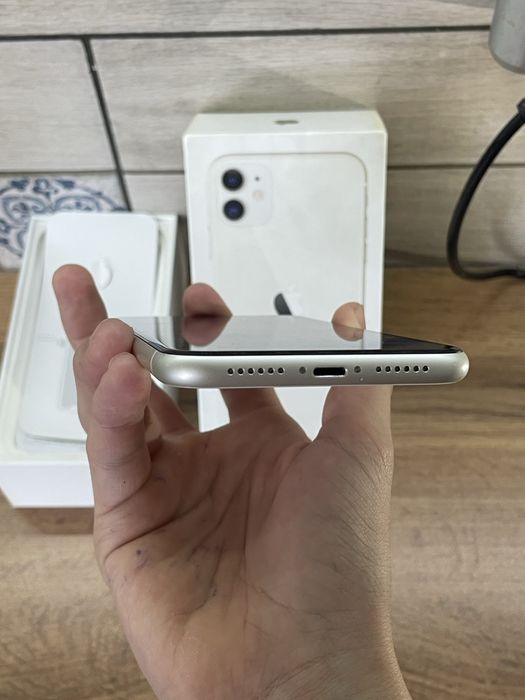 Айфон 11| IOS 17| 77%