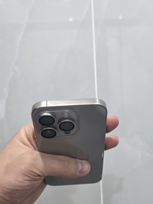 iPhone 15 Pro 256 Natural Titanium