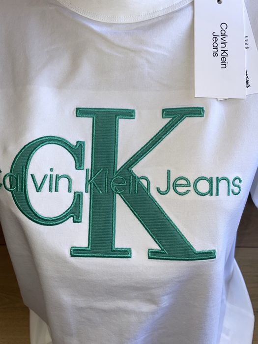 Тениска Calvin Klein S/M и М/Лразмер