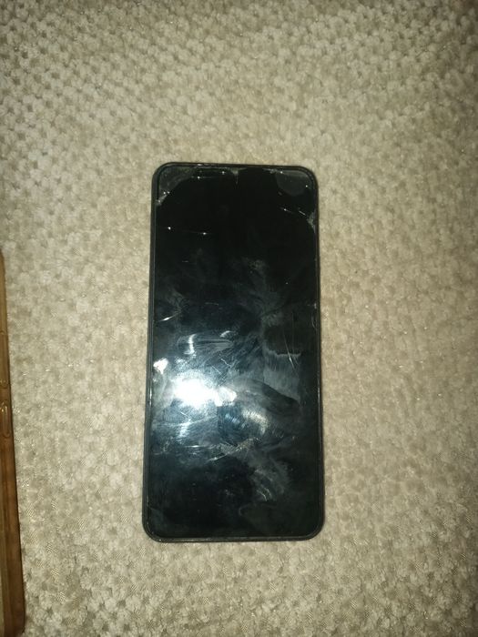 Продам телефоны и планшет