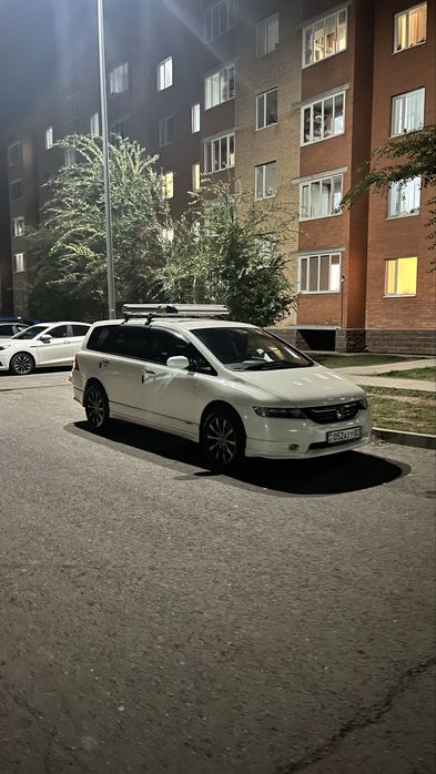 Продам машину Honda Odyssey absolute