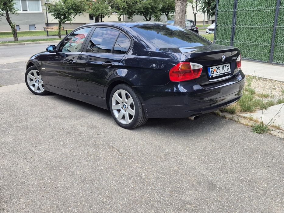 Vand sau schimb  BMW 320  ofer diferenta