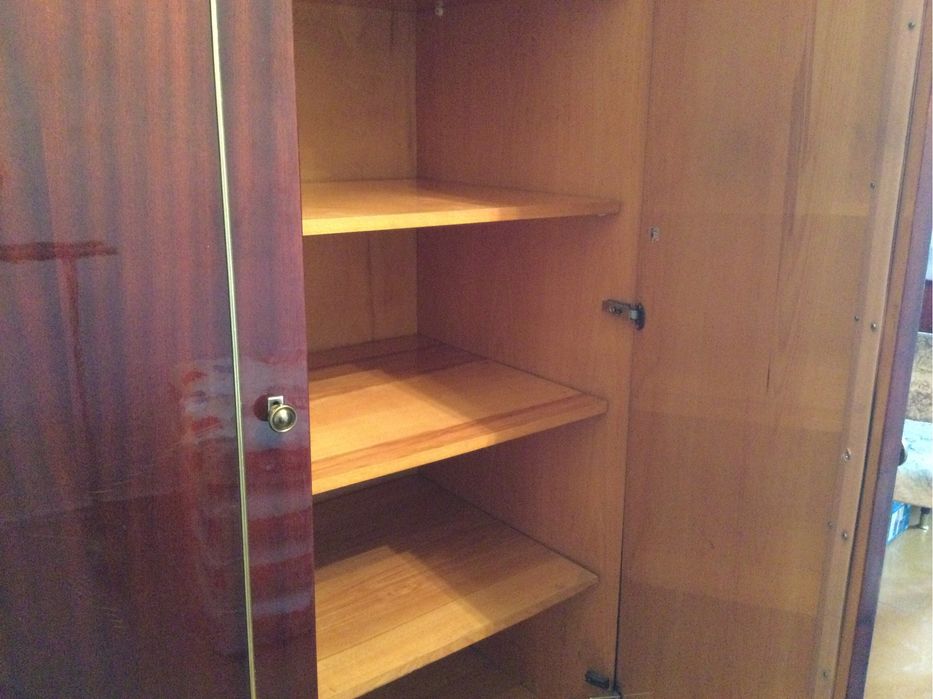 Шифоньер 3-х дверный