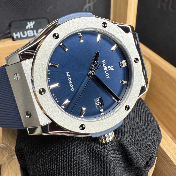 Hublot Classic Fusion Blue 42mm | 542.NX.7170.RX | TVA Deductib. 2025
