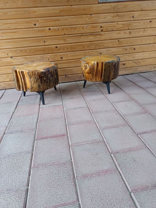 Noptiere , masa de cafea buștean larice și picioare metalice