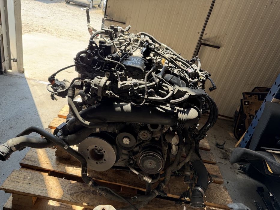 Двигател бмв Б58Б30Ц 3.0 бензин 340 коня ( dvigatel bmw B58B30C bmw x5 g05 4.0i )