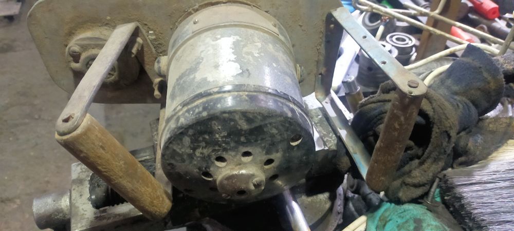 Продаю углову шлейф машинку