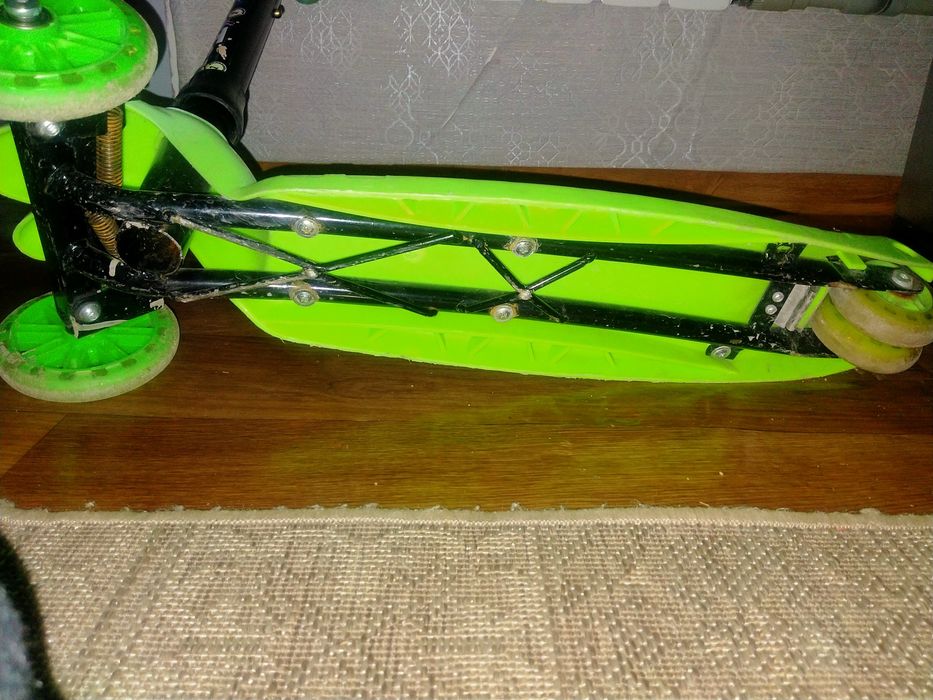 Самокат рабочий детский