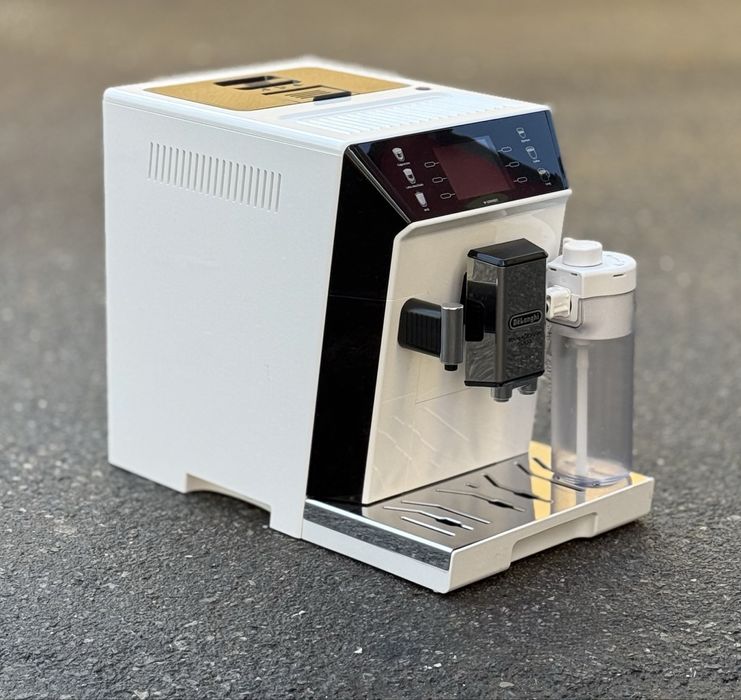 Автоматична кафемашина De’Longhi PrimaDonna Class (модел ECAM550.65.W)