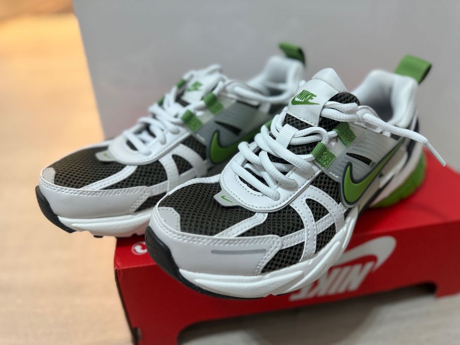 Дамски маратонки Nike V2K оригинални