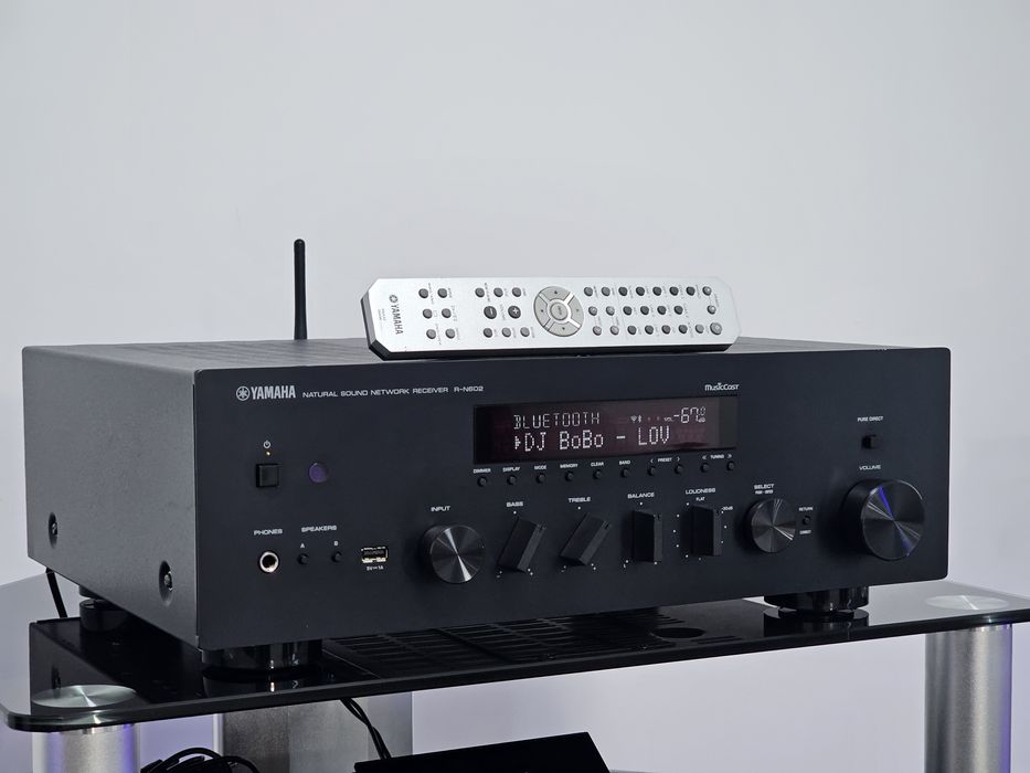 Receiver stereo Yamaha R-N602 Bluetooth