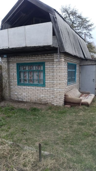 Продаётся дача четыре сотки