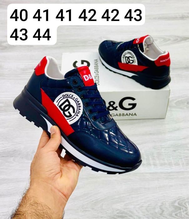 Adidasi full box vin in cutie si saculet .