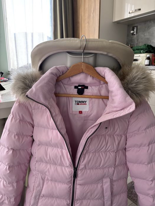 Пухено яке Tommy Jeans розово М размер