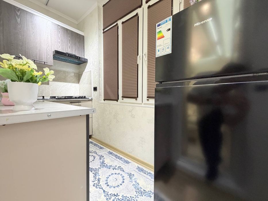 Продаётся кв,Чиланзар 11 2-3/1/4 Зеркалная