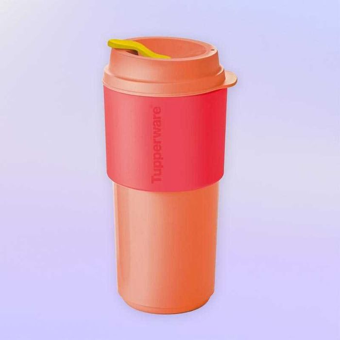 Чаша за кафе 490 мл Tupperware с капак и гумен пръстен