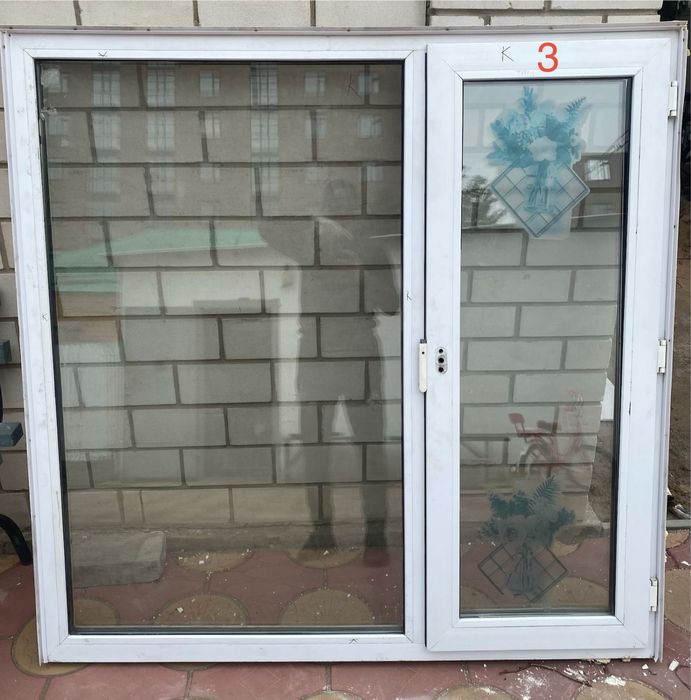Продам пластиковые окна с подоконниками