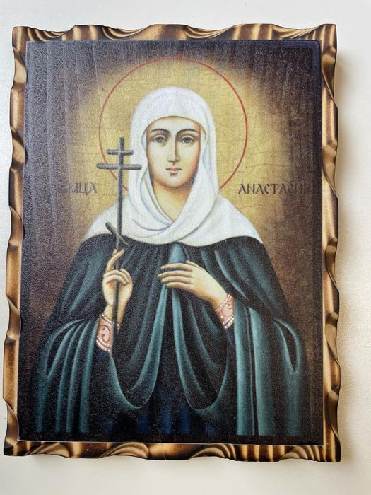 Икона върху застарено дърво