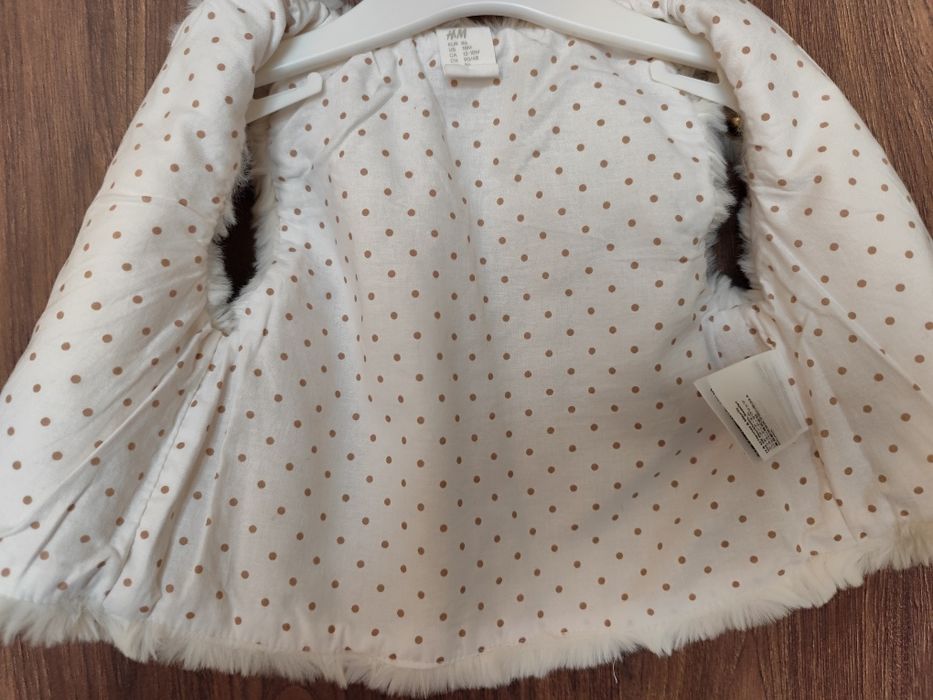 Късо, пухено детско елече 86р-р