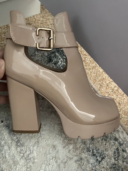 Продам ботильоны