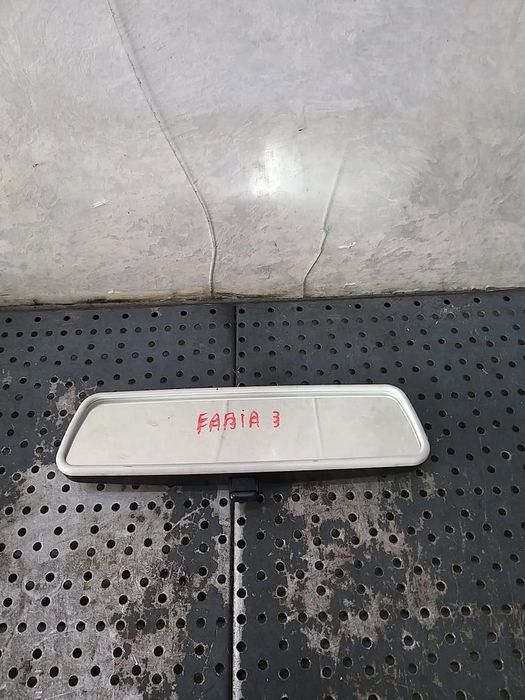 Oglinda retrovizoare interior skoda fabia 3 e1021065