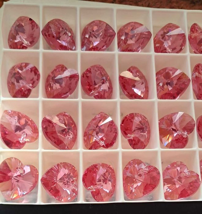 Swarovski Elements кристални сърца