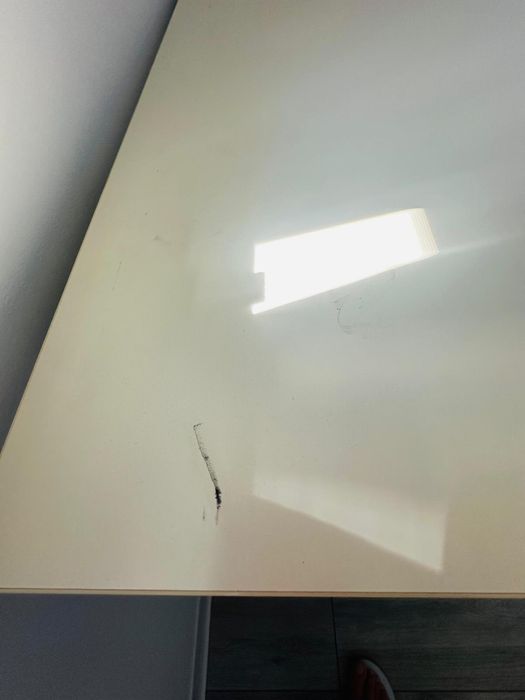 Vand birou in forma de L