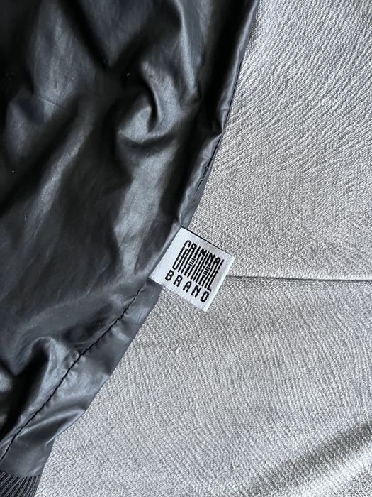 Продам свитшоты 2шт