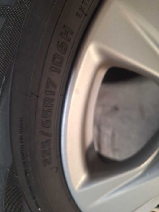 225/65/17  гуми за SUV  FALKEN , DOT 1721