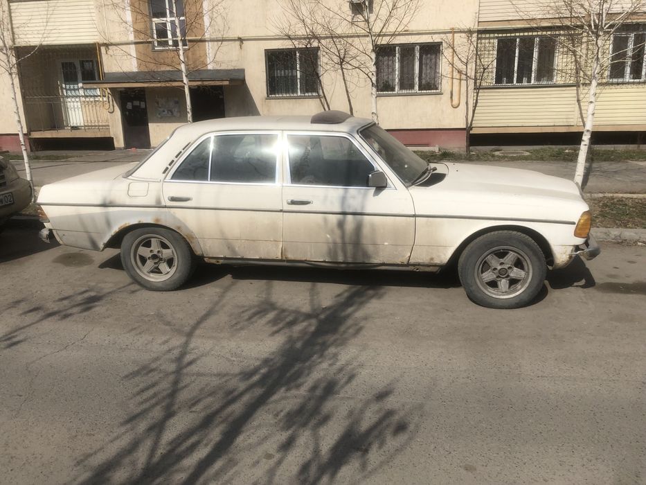 Продам мерседес W123