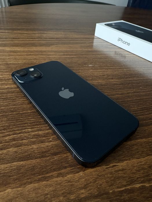 Iphone 13 - 128GB Midnight (черен)
