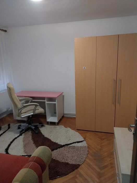 Apartament de inchiriat