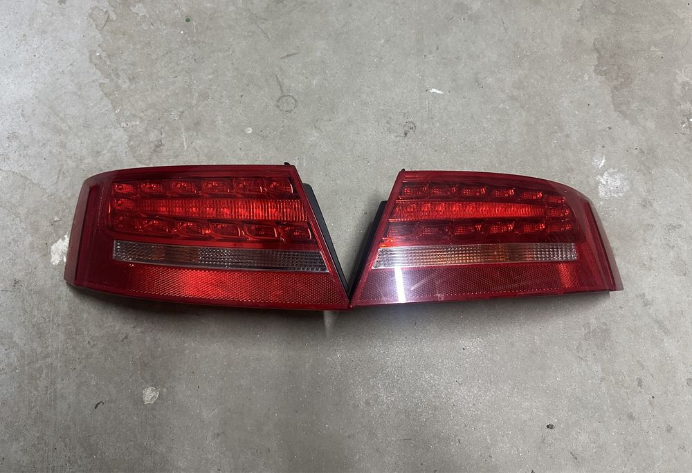 Stop Led aripa stanga/dreapta Audi A5 8T cod 8T8945095D 8T8945096D