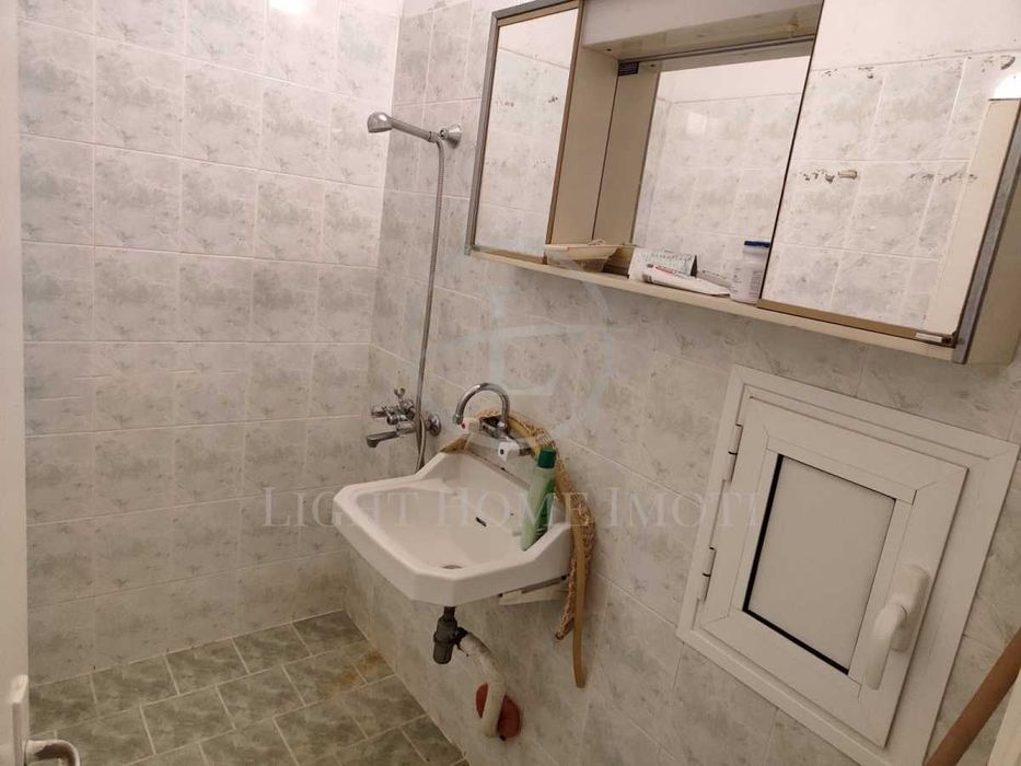 Продава се Тристаен апартамент в Пловдив, Христо Смирненски - 84 кв.м за 1834 €/кв.м - Снимка #10