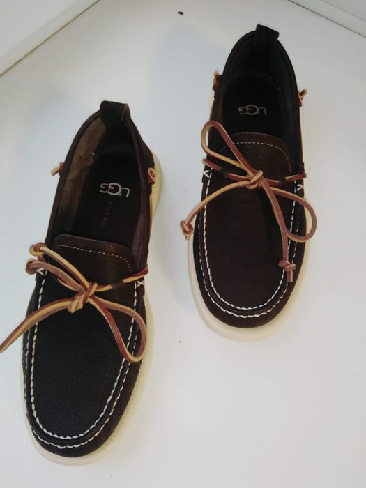 Продам коричневую макасины